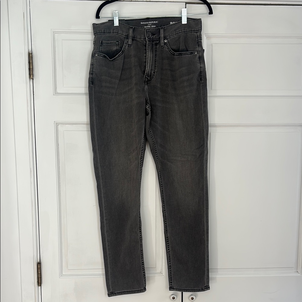 Banana Republic Men's Gray Travel Jeans